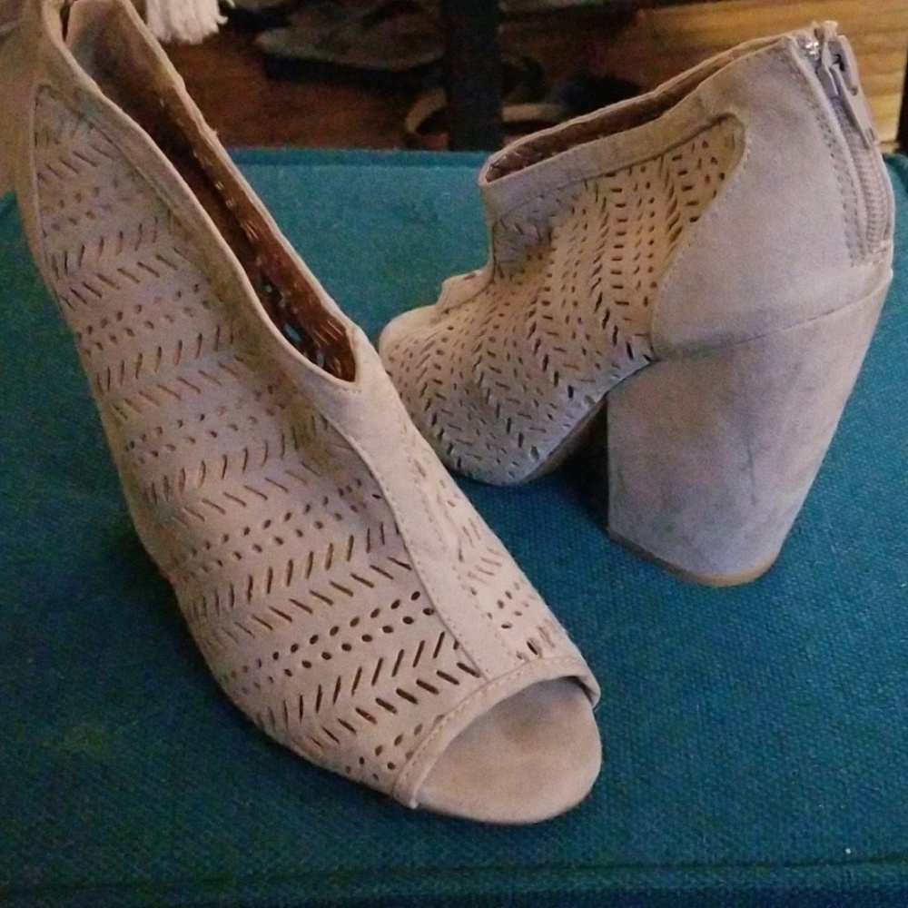 Qupid Peep Toe Ankle Boots